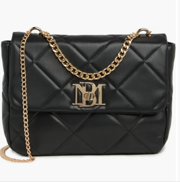 Badgley Mischka Handbags - Badgley Mischka Black Quilted Crossbody with Gold Chain